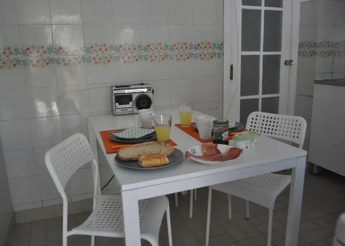 F! Гостевой дом