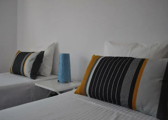 F! * Лиссабон